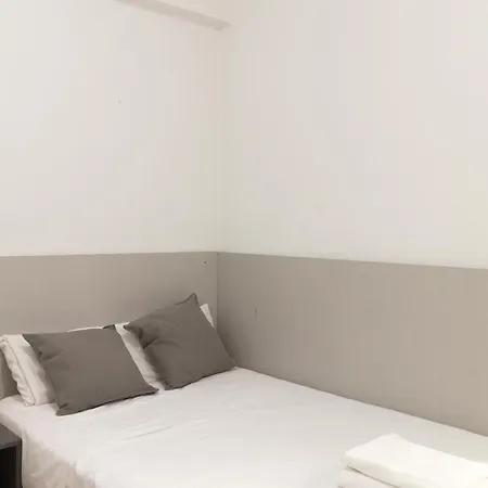 Arias Affittacamere *